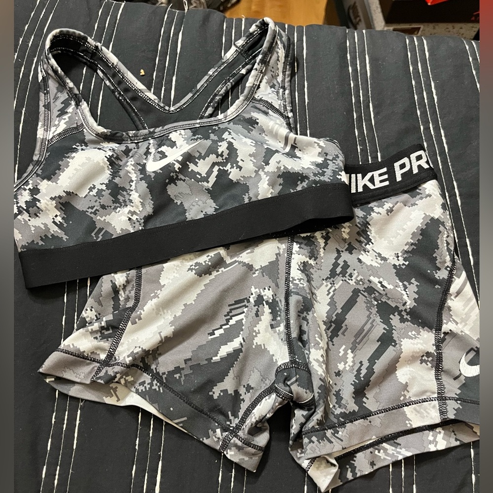 Nike pro set shorts and sports bra